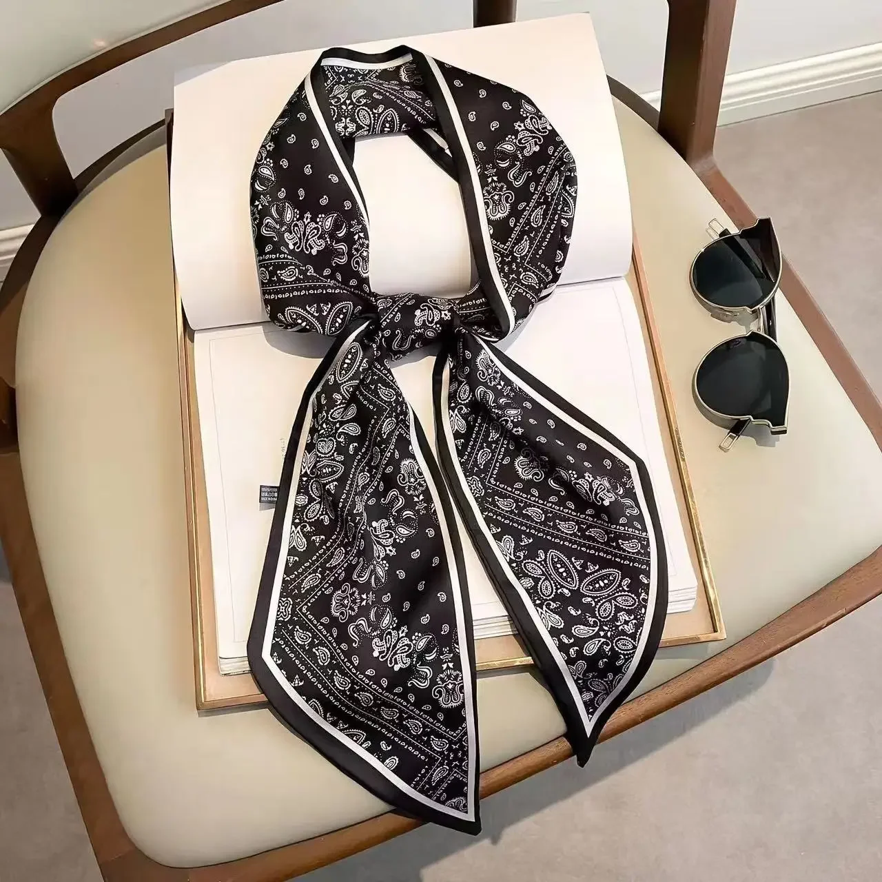 Design Print Skinny Scarf Plai - Luxury Bags For Women Brands のレビューと価格