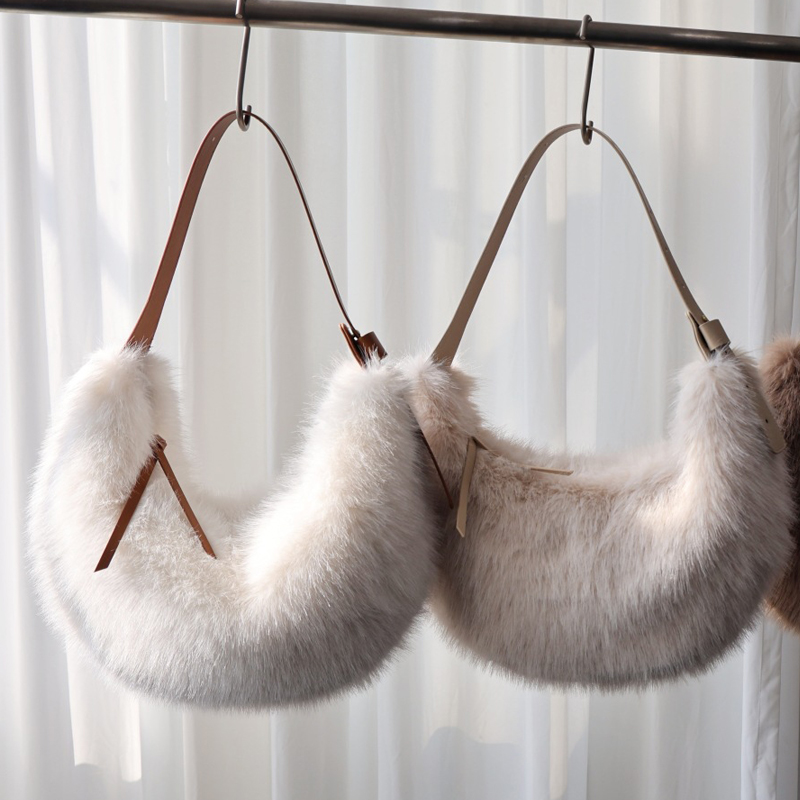 Fashion Faux Fur Half Moon Bag - Luxury Bags 2026 のレビューと価格