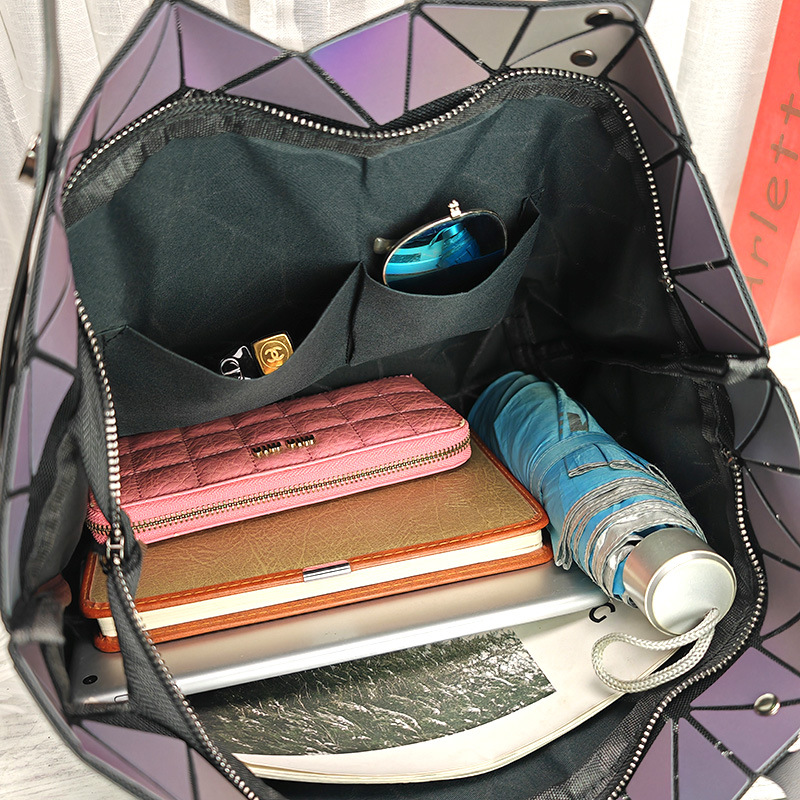 Summer 2026 Women's Geometric  - Luxury Bags 2026 のレビューと価格