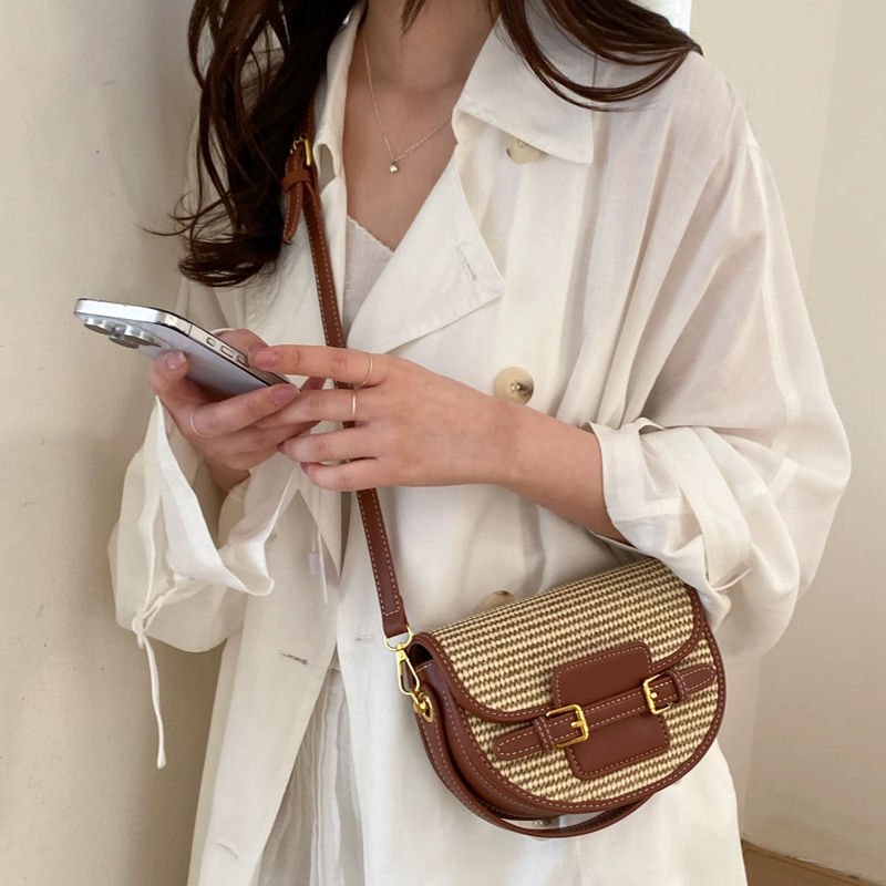 England Style Mini Straw Saddl - Luxury Bags 2026 のレビューと価格